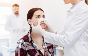 Rinoplastia: Totul despre definiții, obiective și principii