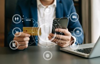 Banking digital: Diferențe între mobile și internet banking