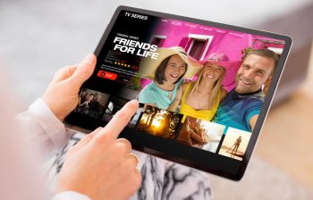 Cele mai bune filme de familie multigeneraționale pe Netflix