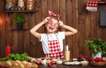 Ce mai gătim azi? Idei delicioase și rapide pentru prânzuri și cine savuroase