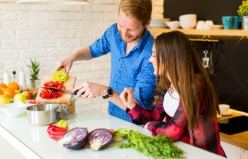 Cum să prepari mese sănătoase pentru toată familia, rapid și ușor Cum să prepari mese sănătoase pentru toată familia, rapid și ușor