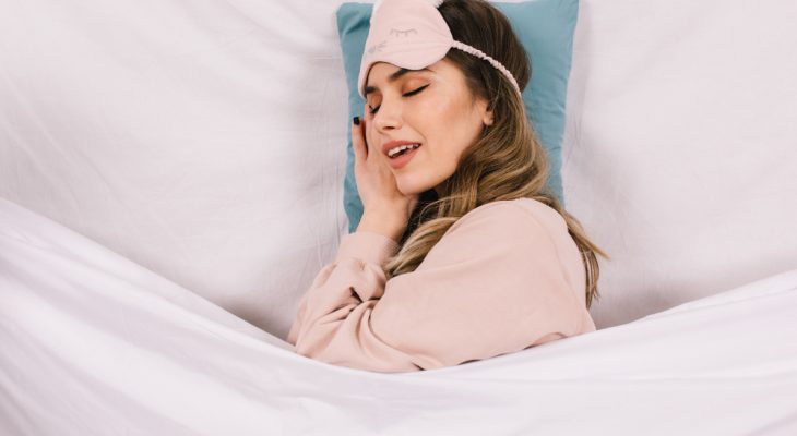 7 obiceiuri de seară care îți vor garanta un somn odihnitor