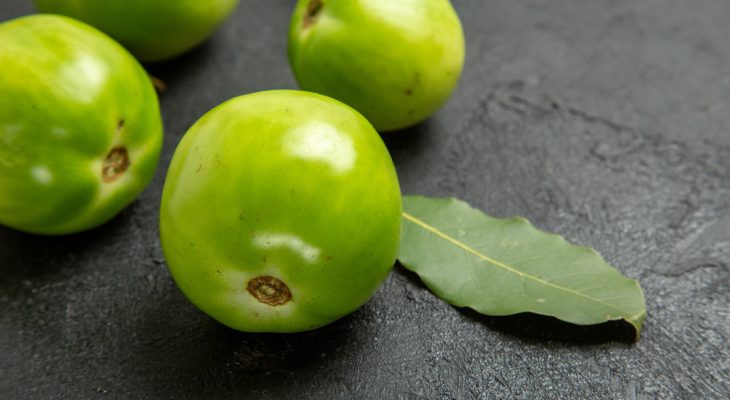 Triphala: beneficii pentru detoxifiere și sănătatea digestivă