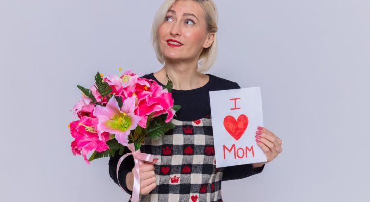 Mesaje de La Mulți Ani pentru mama soacră – urări politicoase