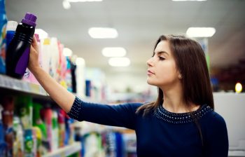 Cum alegi șamponul perfect pentru tipul tău de păr