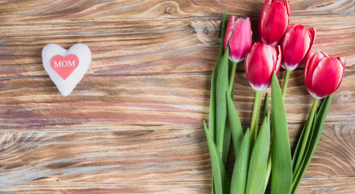 8 Martie Ziua Mamei: Mesaje și felicitări pentru cea mai dragă ființă