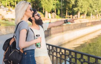 Cum îți planifici prima vacanță într-o metropolă aglomerată fără să te simți copleșit