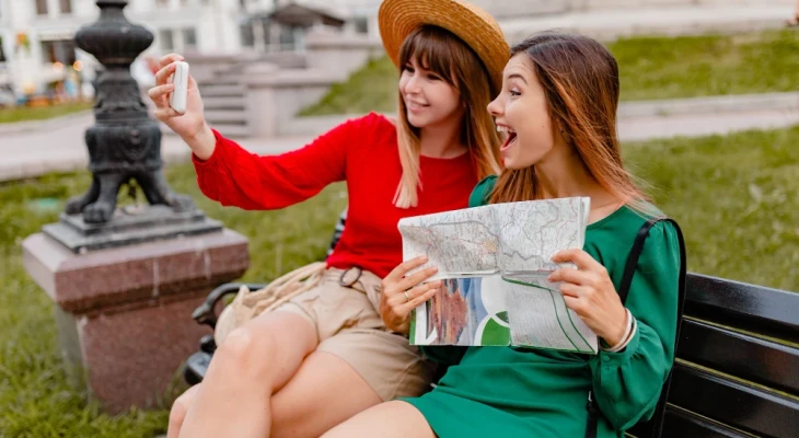 Cum să descoperi un oraș dincolo de obiectivele turistice celebre